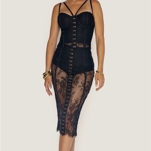 Posh Black Lace Midi Dress with Corset Detailing